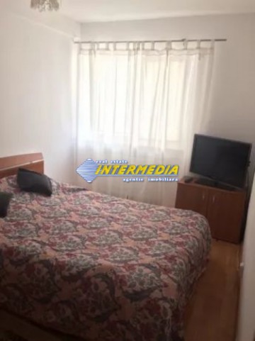 2-camere-de-vanzare-in-cetate-etaj-3-mobilat-utilat